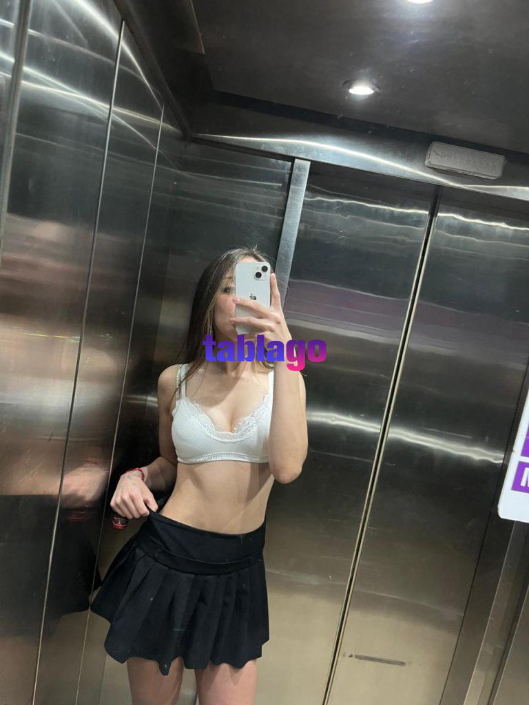 Joven universitaria sexo apasionado a domicilio y motel