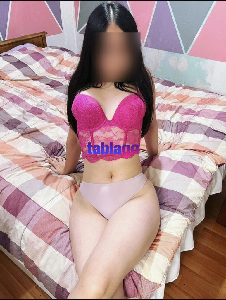 SOFIA 18 REALES JOVENCITA CALIENTE