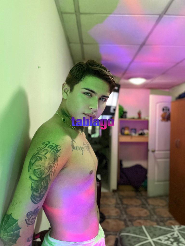 Últimos días aquí tu jovencito caliente 🔥 masajes y mas