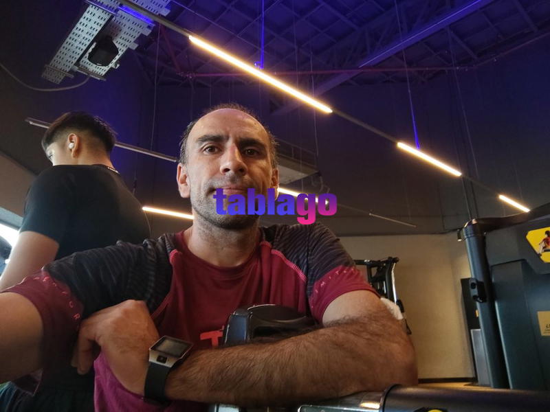 Para Srtas. de 18 Años y Damas hasta los 65 Años