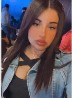 Mía Antofagasta super cariñosa