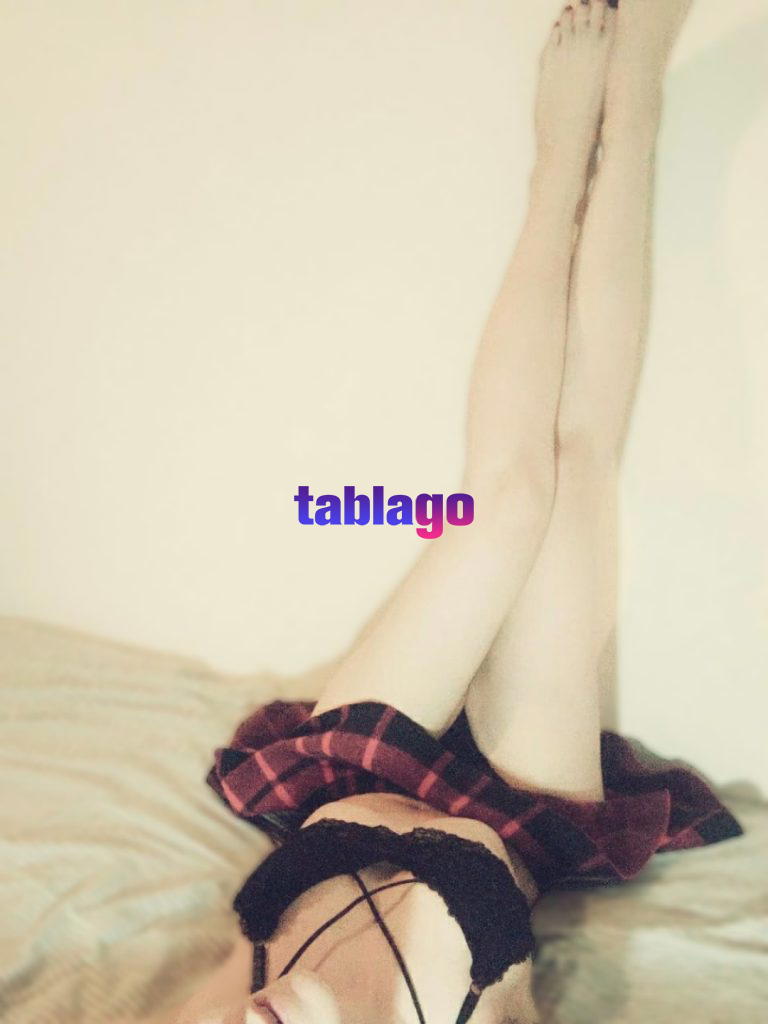 Natalia masajista rubia blanca hermosa