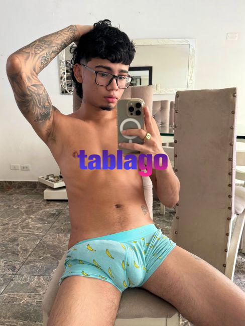 TOP BOY con POLLA XXL 8,5/in 21cm morboso  Y FIESTERO