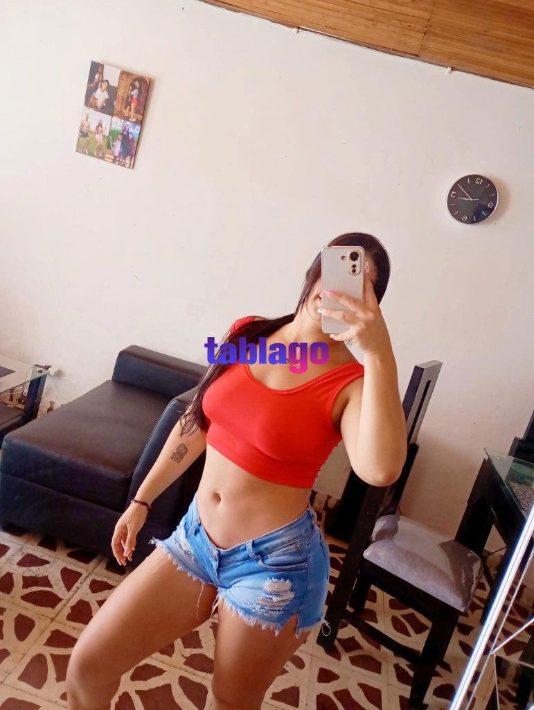 Rica jovencita nueva en tu sitio