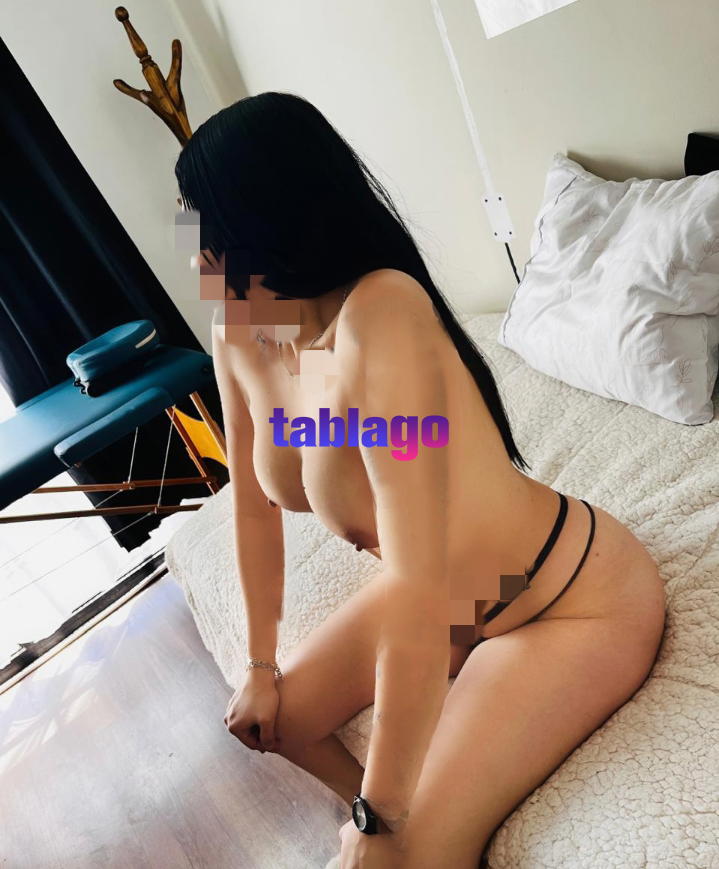 Soy cristal delgadita, cariñosa y caliente