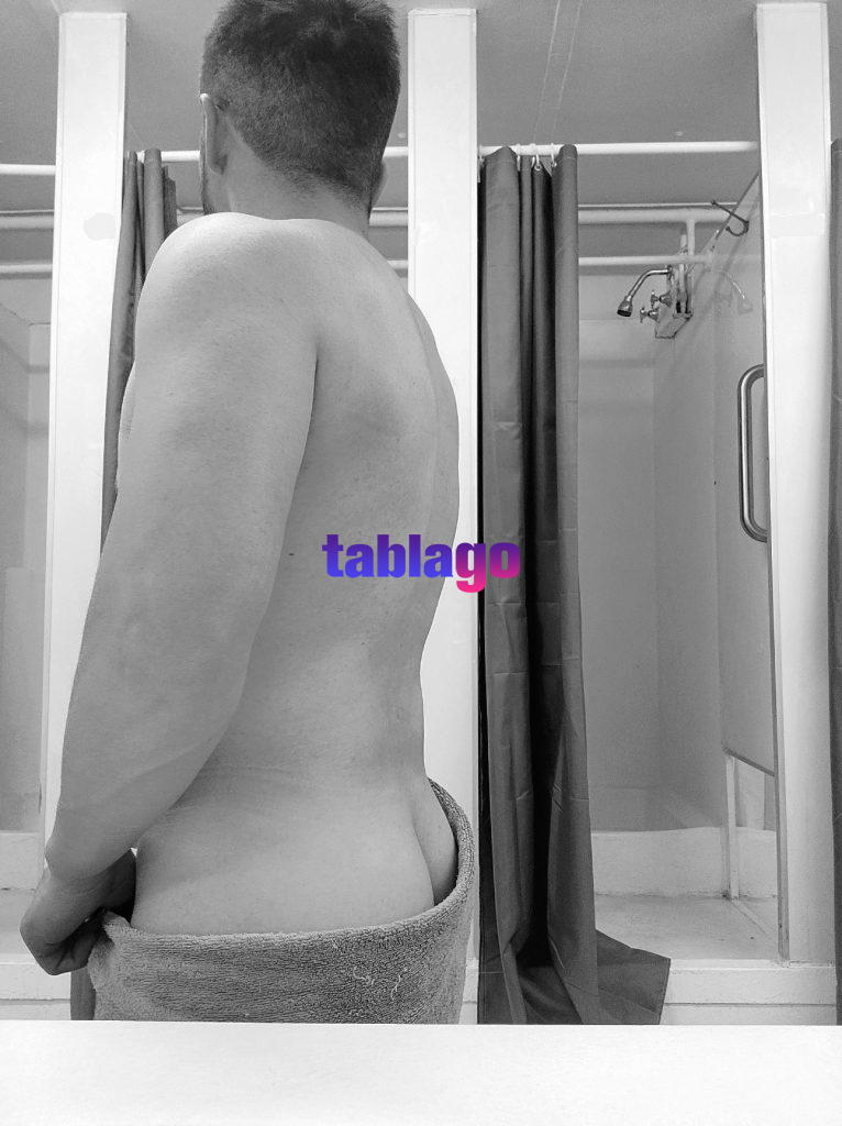 Nuevo en este rublo, listo para darte lujuria y placer. Masculino y entero 100% para ti