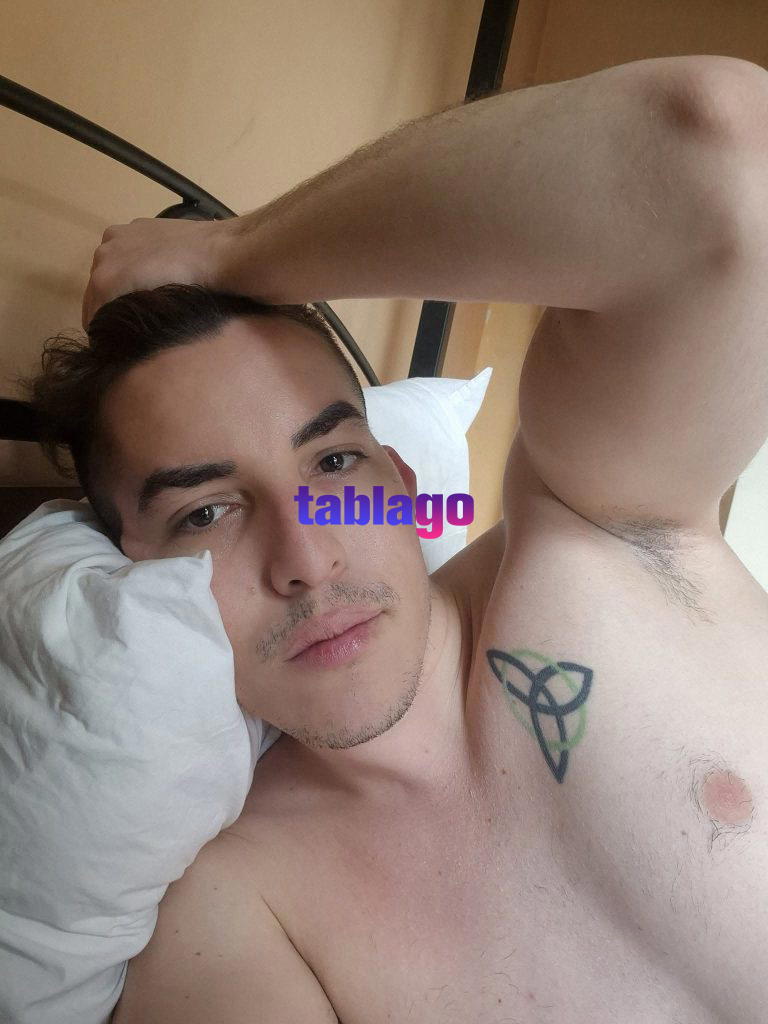 Escort masajista cubano 🇨🇺