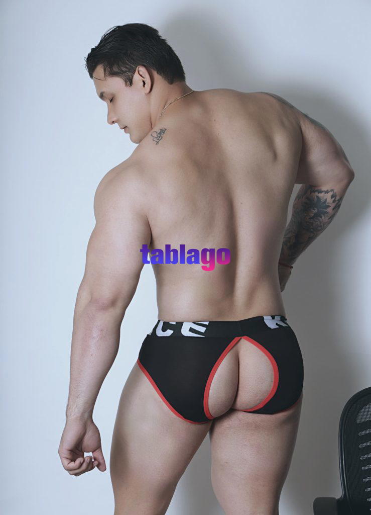 Macho dominante morboso 100% igienico