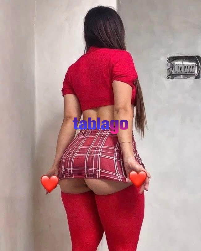 Isadora linda jovencita recién llegadita toda clase de servicios vip amor llamame