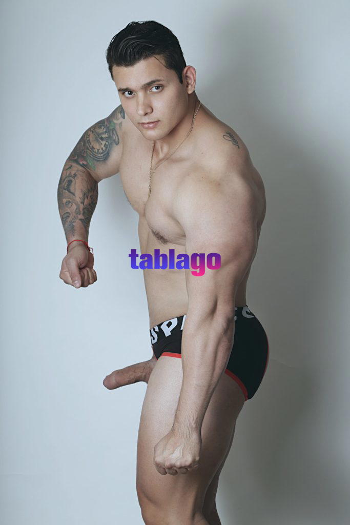 Chico arron sexi scorts Joven atractivo