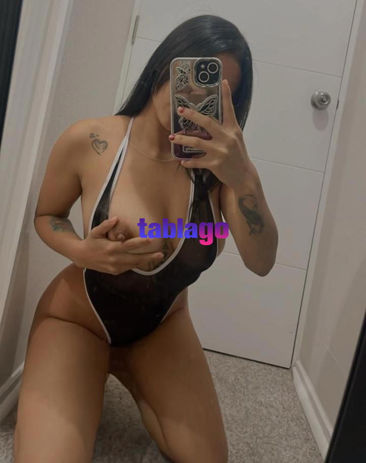 Linda jovencita de hermoso rostro, recién iniciando en el placer con 18 añitos…