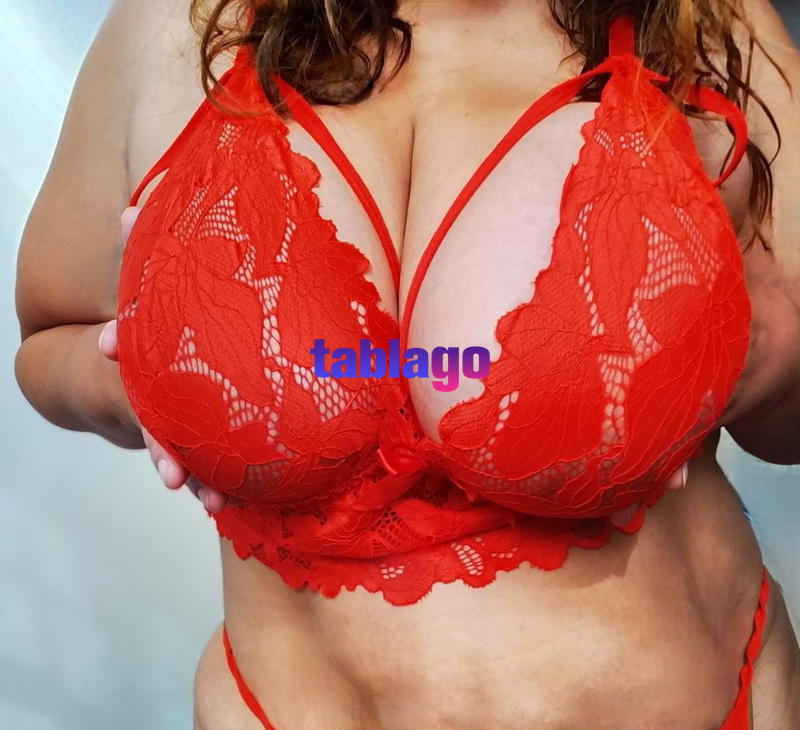 SOLO a PEDIDO GRANDES TETAS NATURALES FULL SERVICIOS