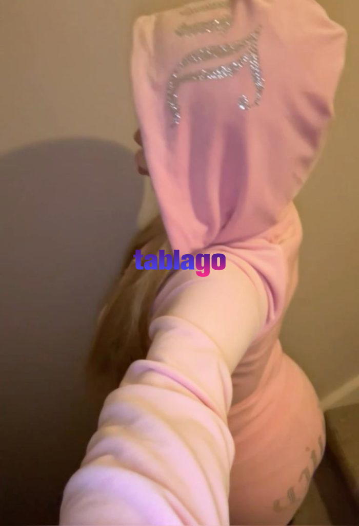 Jovencita masaje con final feliz educada