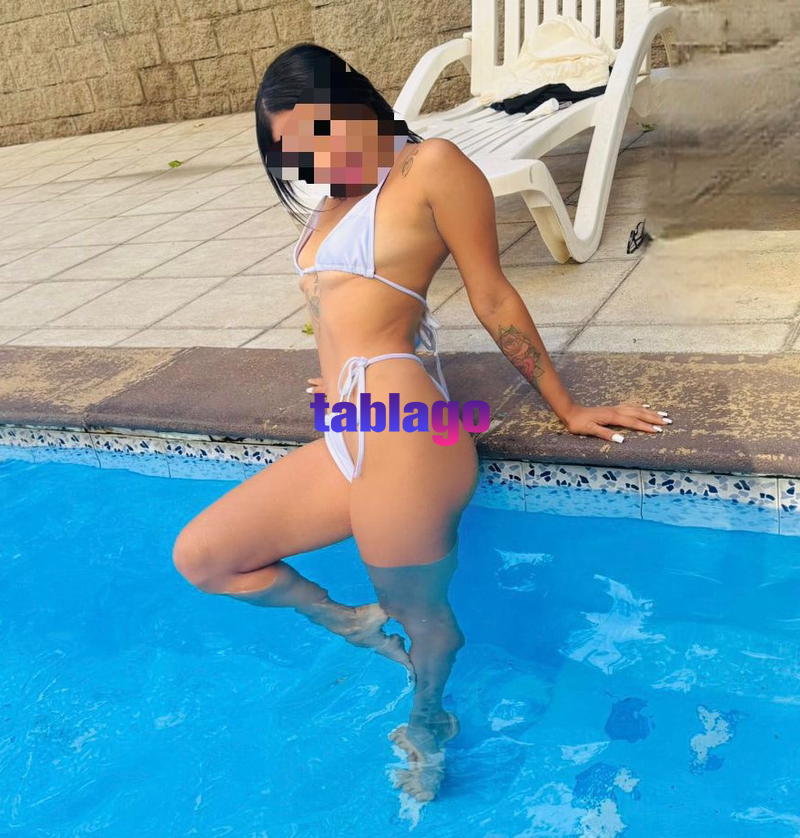 Linda jovencita de hermoso rostro, recién iniciando en el placer con 18 añitos…