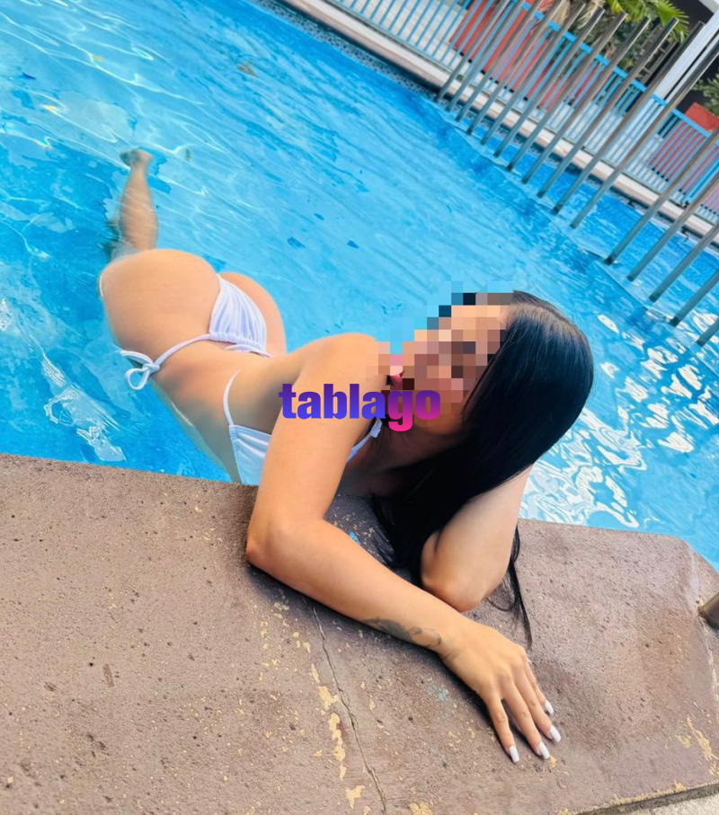 Linda jovencita de hermoso rostro, recién iniciando en el placer con 18 añitos…