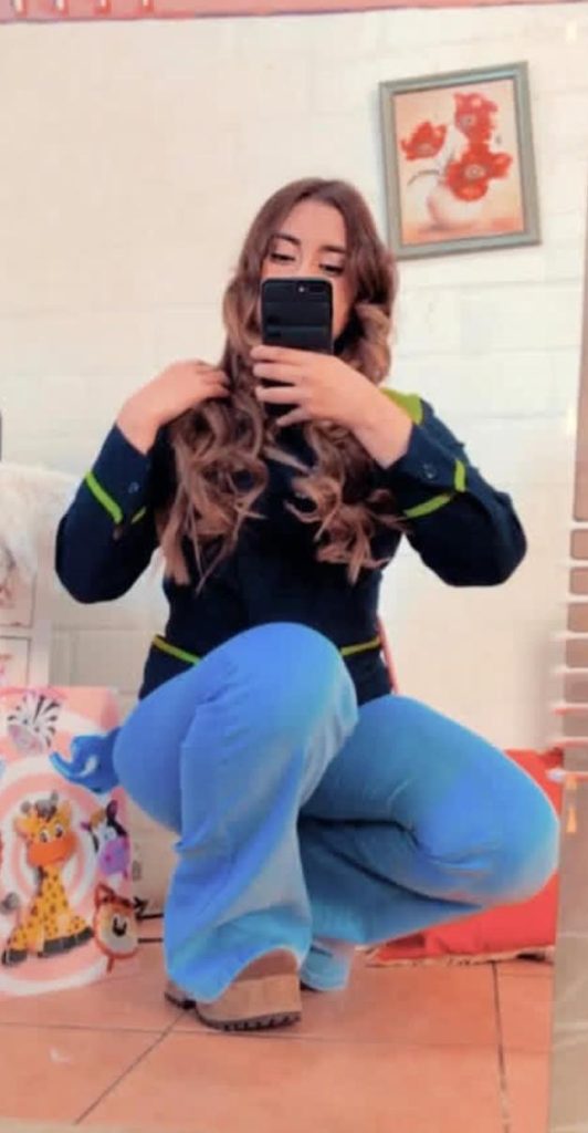 Soy María La diablita la guapa con ganitas de placer y tratos de pareja