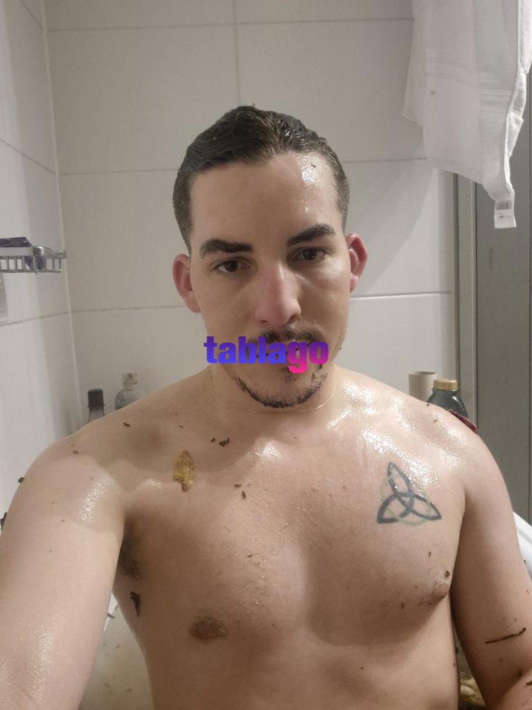 Alexander tizziano escort masculino cubano.🇨🇺