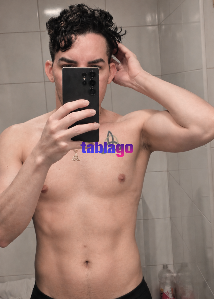 Alexander tizziano escort masculino cubano.🇨🇺