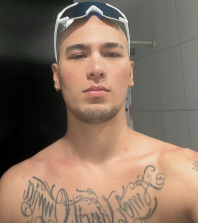 José Medellin hetero vergon.