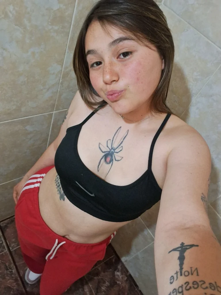 ofrezco en cuentas sexuales contenido al día y muchas ofertas