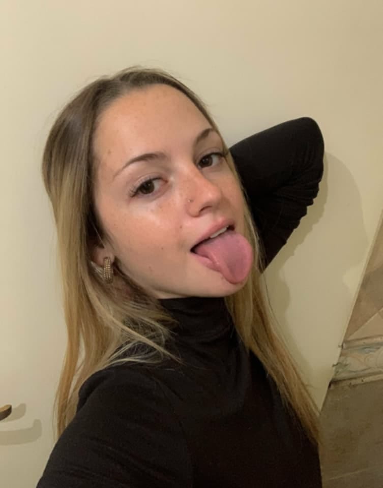 Sensual complaciente sin límite de contacto los espero mis amores