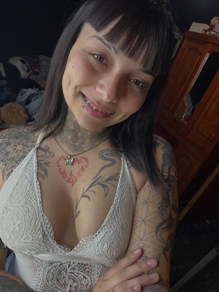 Disfruta los mejores servicios sexuales uento con despedid
