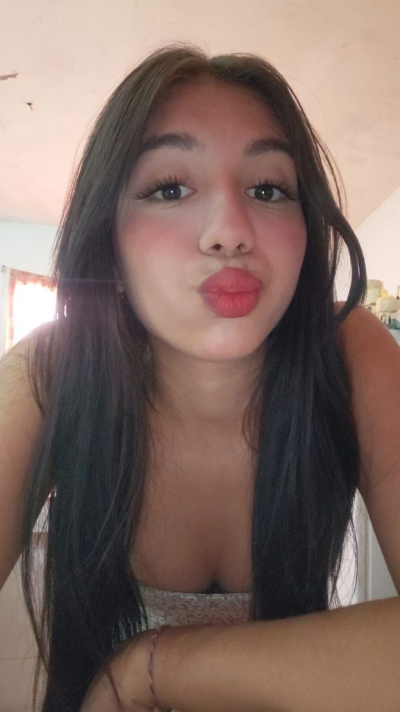 Constanza tu diablita premium en tu ciudad