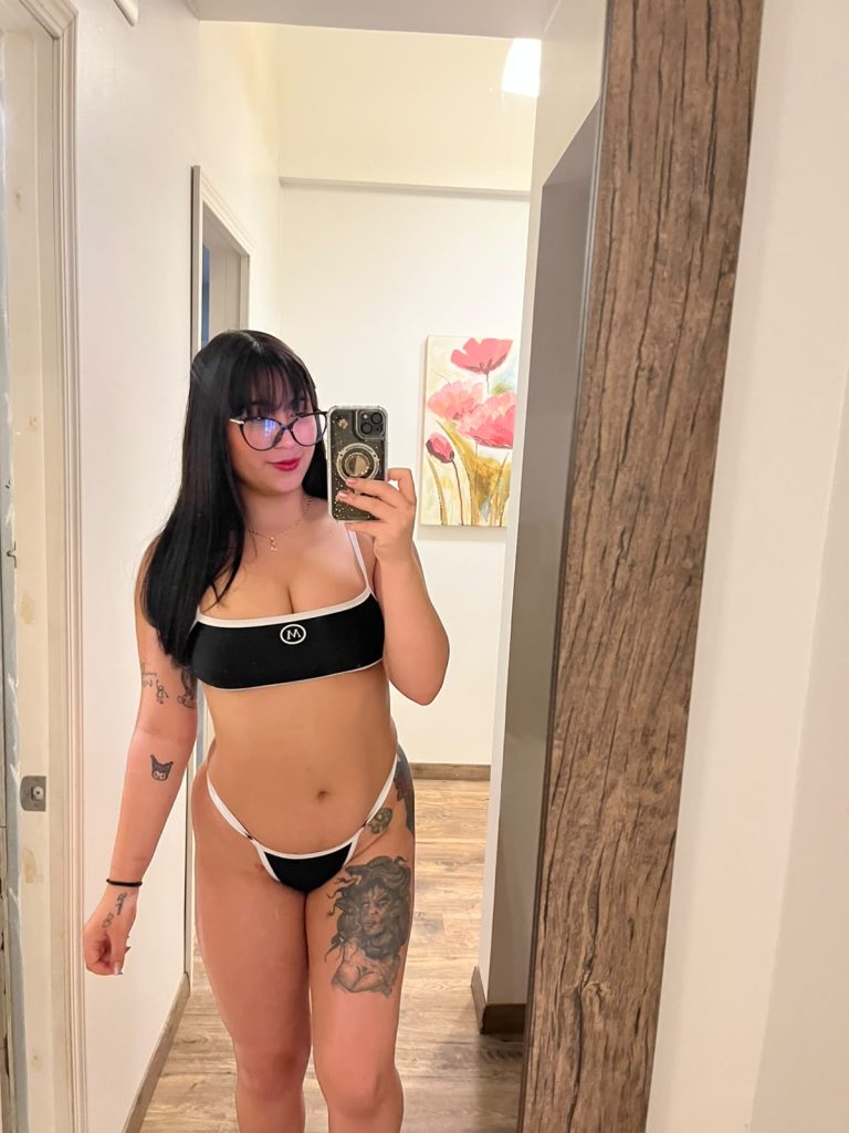 🔥👅💦MONSERRAT RECIEN LLEGADA A LA CIUDAD NUEVA🔥👅💦 TRATO DE POLOLO SEXO ORAL VAGINA HUMEDA TRIOS CON AMIGUITAS🔥👅