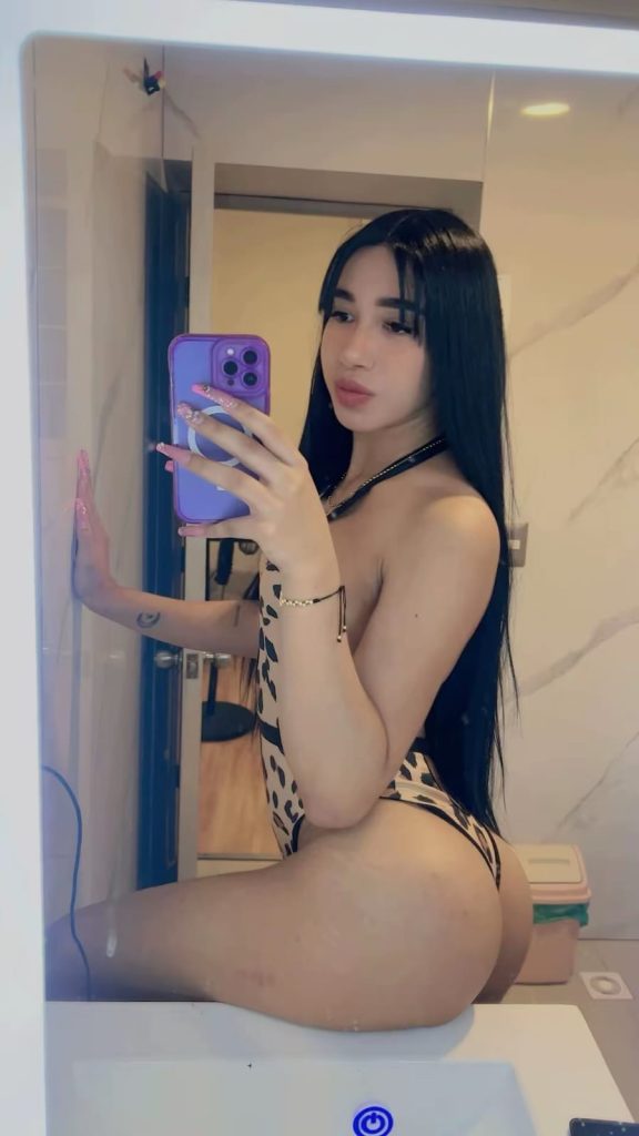 CAMILA TRANS INSACIABLE 🍑🍆💦💦😈😈🍦🔥 LECHERA VERGONA Y NALGONA🏔️👑🍑🍆💦💦