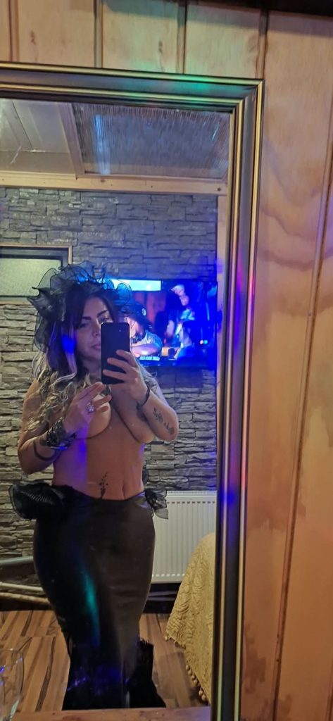 🍑🔥SERENA PUTITA MORBOSA DIVINA COMPLACIENTE RICAS TETAS🍑🔥 MADURA COQUETA SEXY ADICTA AL SEXO..🍑🔥