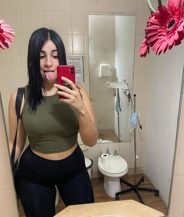 Dulce chiquita de 1.50, fogosa, rico, chorizo y anal apretadito