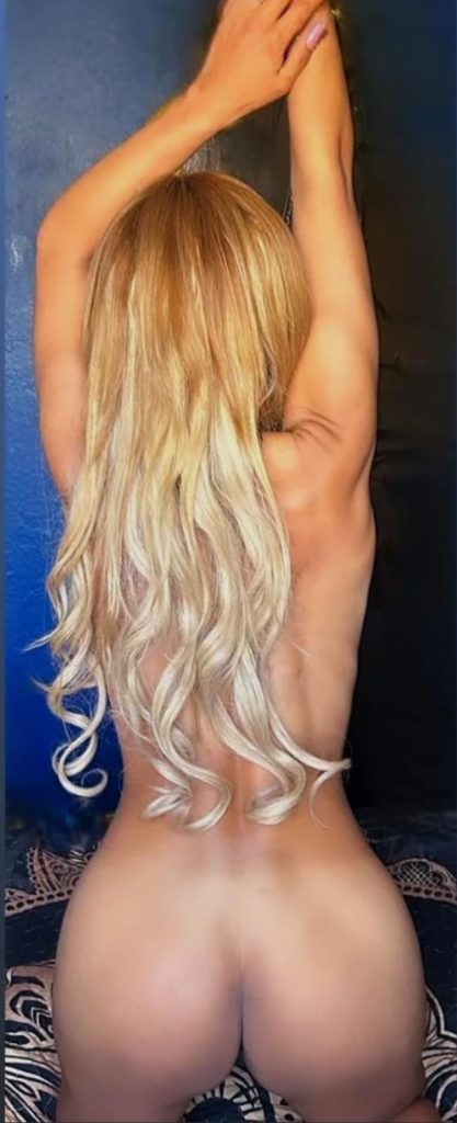 Jovencita Relajada Cariñosa Excelente Calidad de Servicios