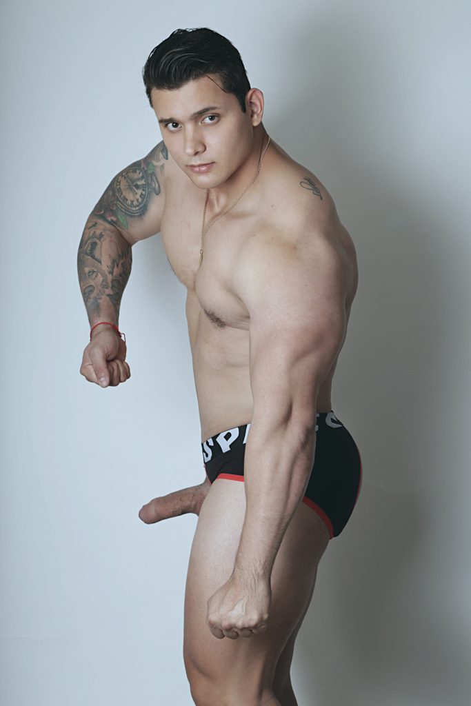 Arron chico vip morboso sexi